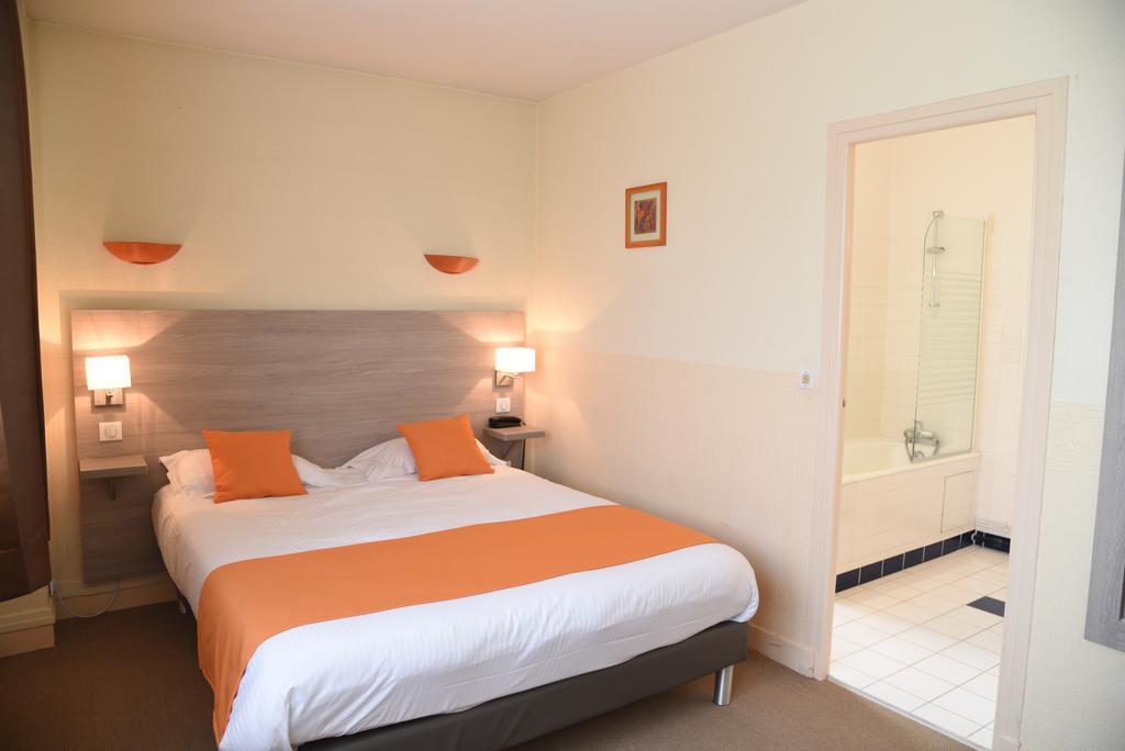 Hotel Continental Вьерзон Экстерьер фото